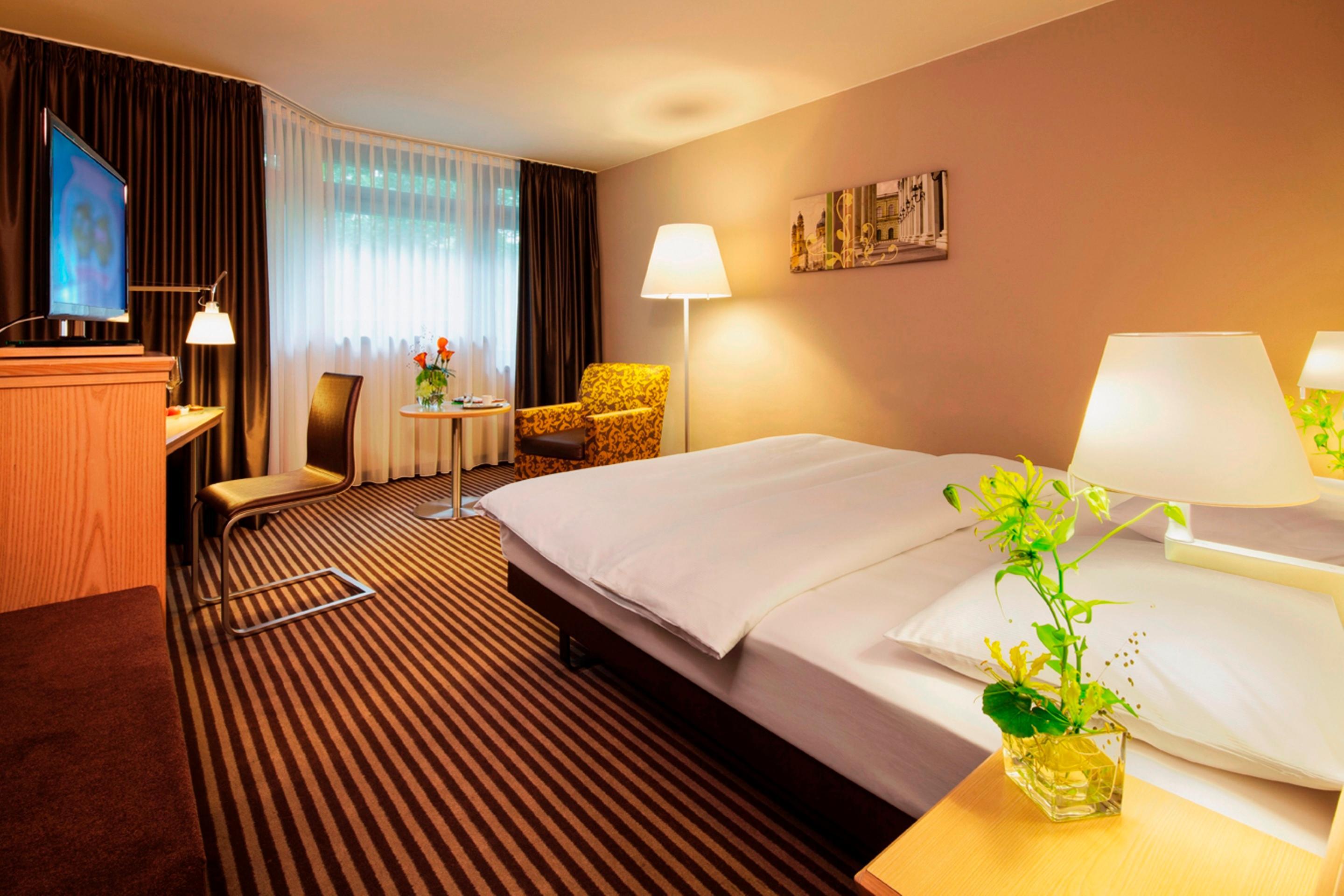 Moevenpick Hotel Muenchen-Airport Hallbergmoos Esterno foto