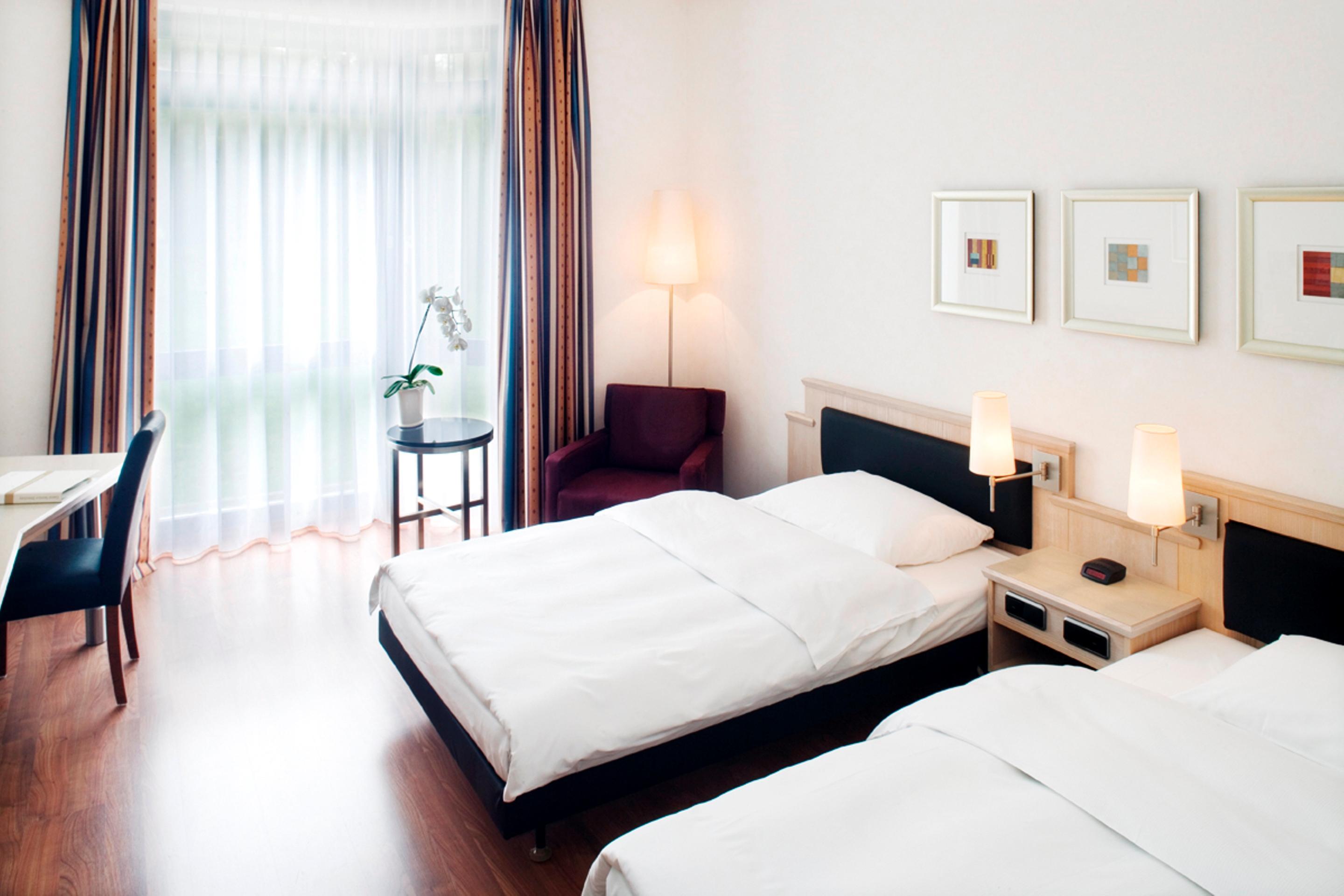 Moevenpick Hotel Muenchen-Airport Hallbergmoos Esterno foto