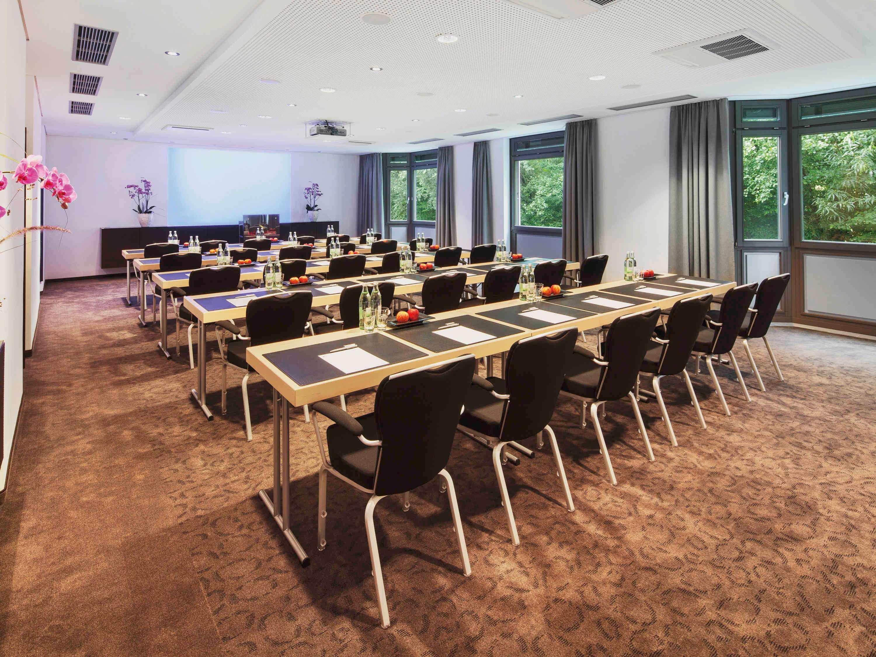 Moevenpick Hotel Muenchen-Airport Hallbergmoos Esterno foto