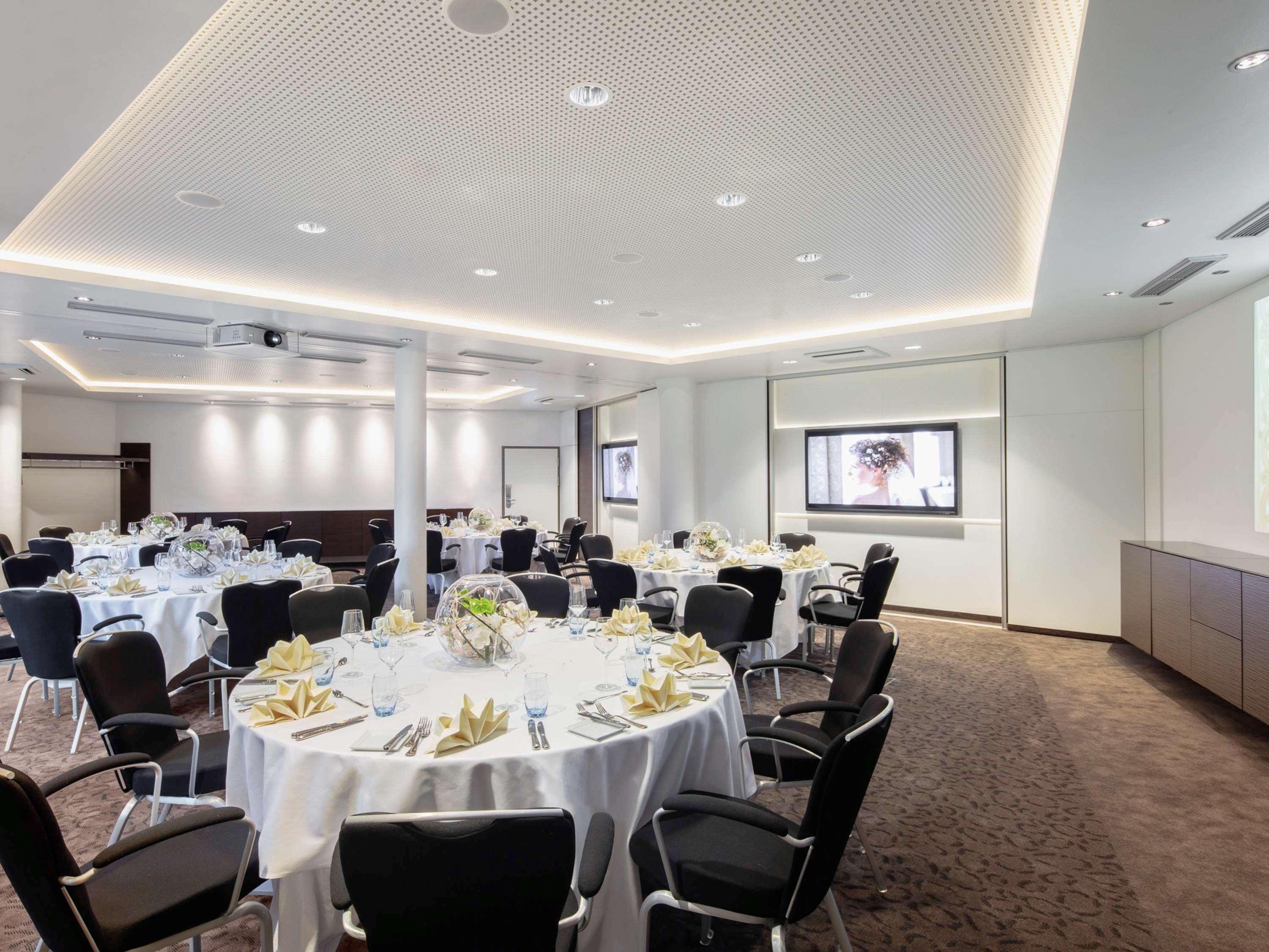 Moevenpick Hotel Muenchen-Airport Hallbergmoos Esterno foto